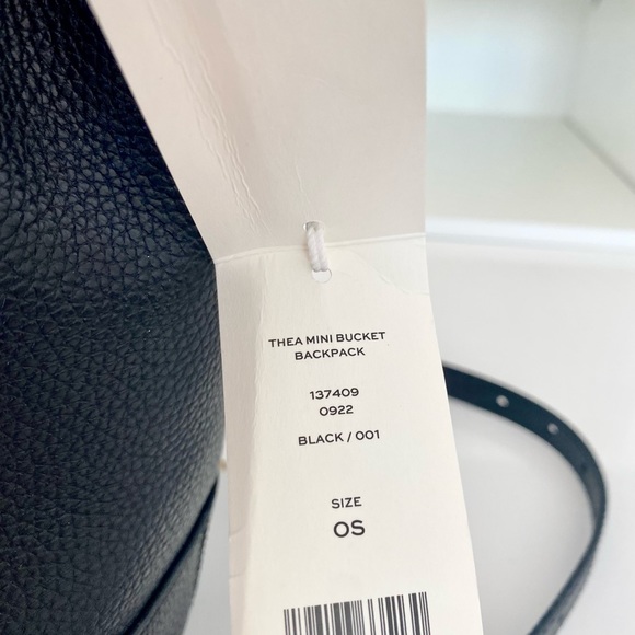 🏅🌈NEW🌈Tory Burch Thea Mini bucket backpack/shoulder bag/black/leather - Picture 14 of 14